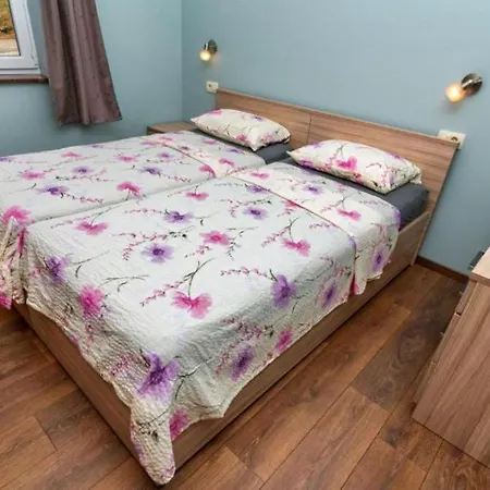 House Alan With Sea View 50m From The Sea In Nerezine