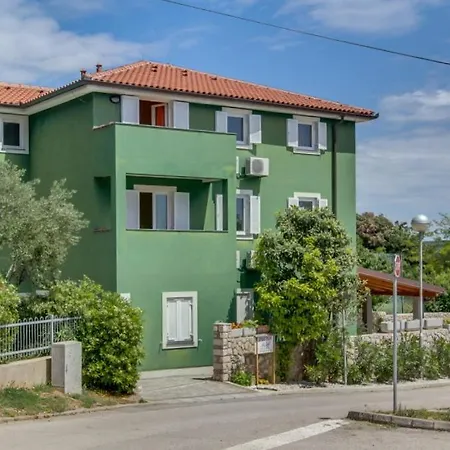 House Marissa By The Sea With Sea View Nerezine