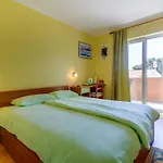 ゲストハウス House Alan With Sea View 50m From The Sea In 3*