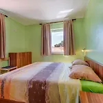 House Alan With Sea View 50m From The Sea In ネレジネ