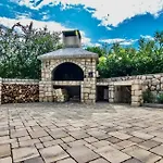House Alan With Sea View 50m From The Sea In ネレジネ