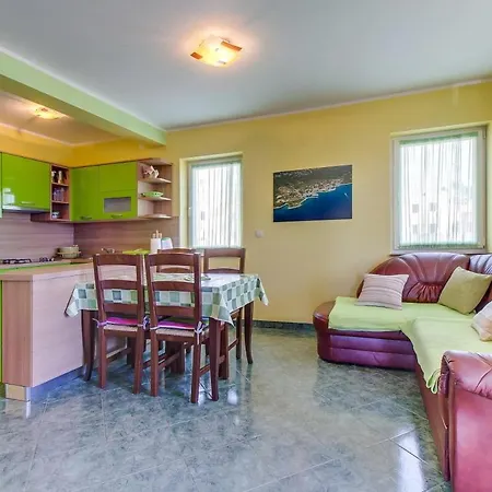 Gasthof House Alan With Sea View 50m From The Sea In