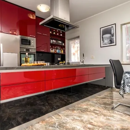 Gasthof House Alan With Sea View 50m From The Sea In Nerezine