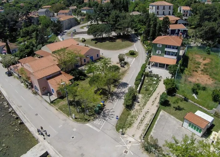 Гостевой дом House Alan With Sea View 50M From The Sea In Nerezine Нерезине